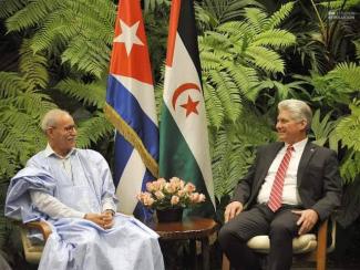 الرئيس إبراهيم غالي يتلقى رسالة تهنئة من نظيره الكوبي بمناسبة الذكرى الـ 48 لإعلان الجمهورية 
