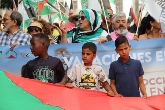 “Por un Sáhara Occidental Libre y en Paz”, fue la consigna de manifestación organizada por amigos canarios del pueblo saharaui en Tenerife